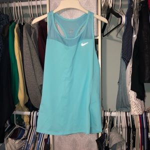 workout tank with pocket